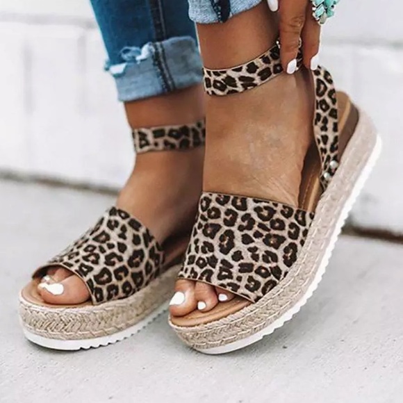 Shoes - NEW!! LEOPARD PRINT ESPADRILLES / CHEETAH WEDGES 8